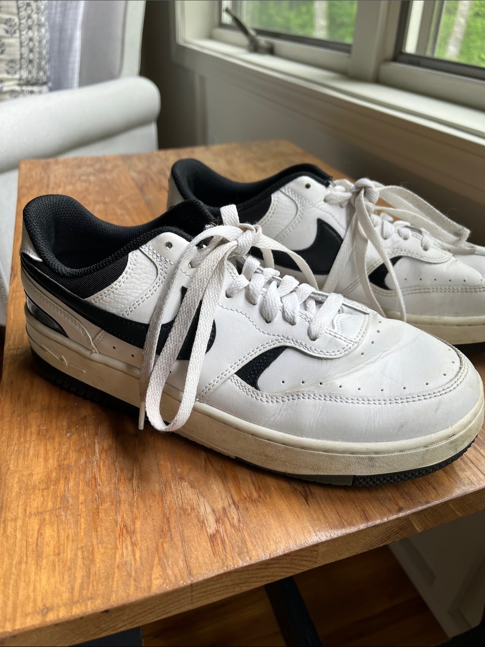 Nike White and Black Athletic Low-Top Sneakers